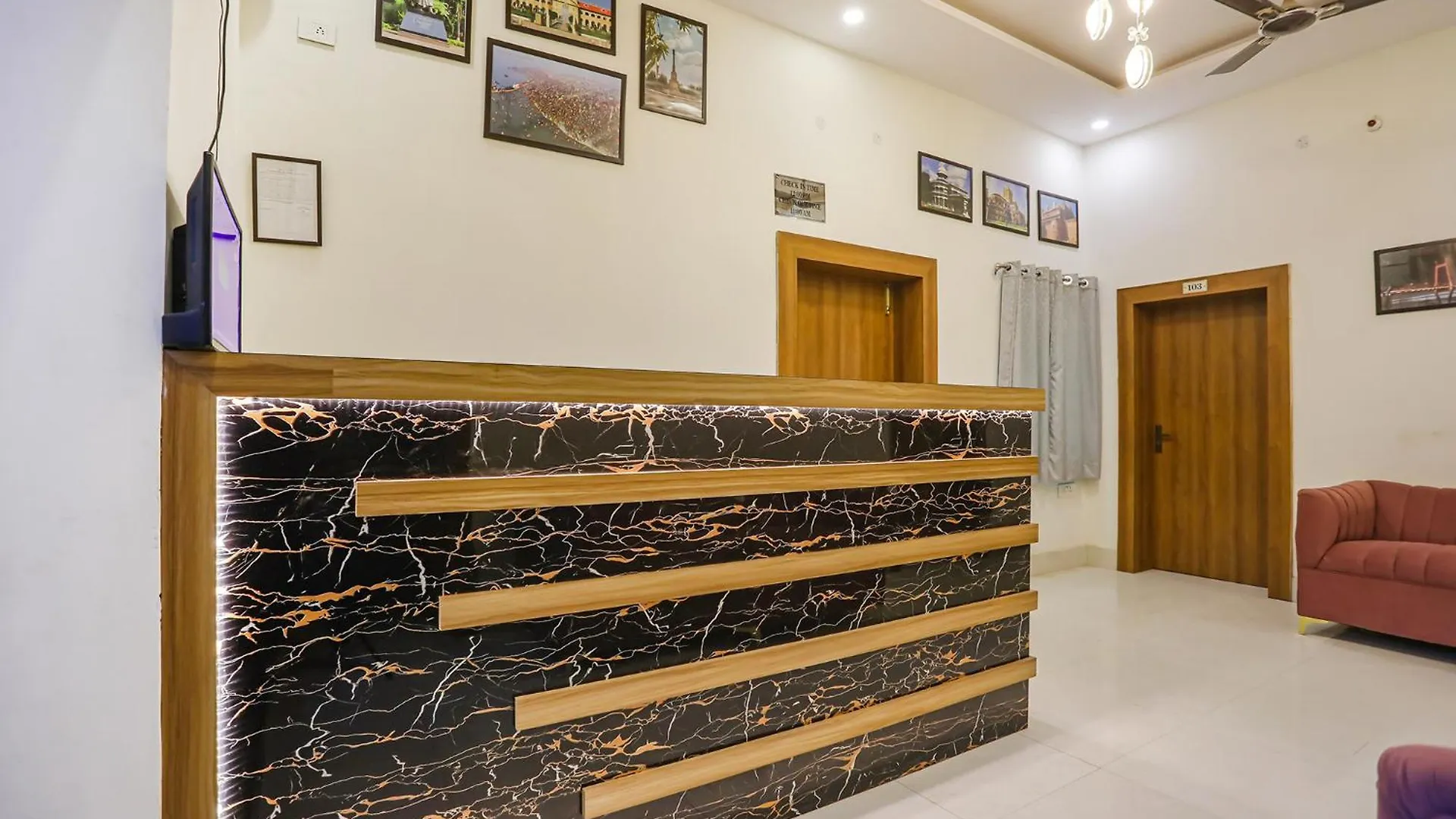 Hotel Fabhotel Jp Villa Varanasi